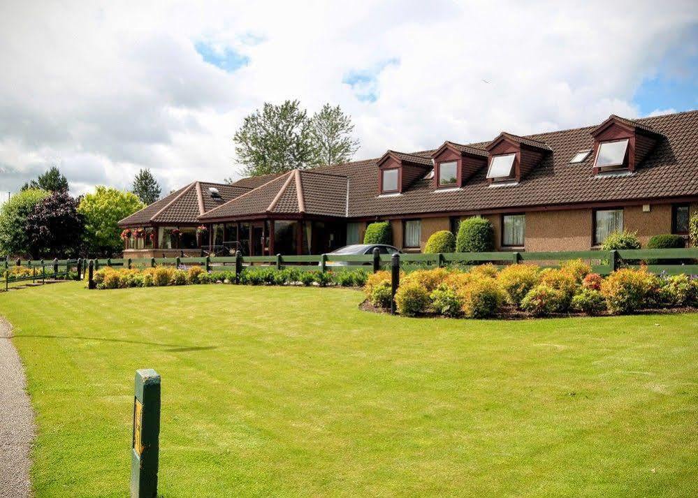 Strathburn Hotel Inverurie Exterior foto